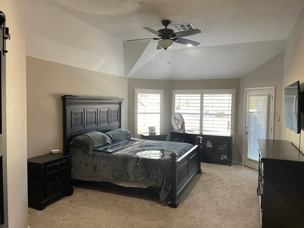 Gallery 8 Thousand Oaks blvd, magnolia, tx, 77354